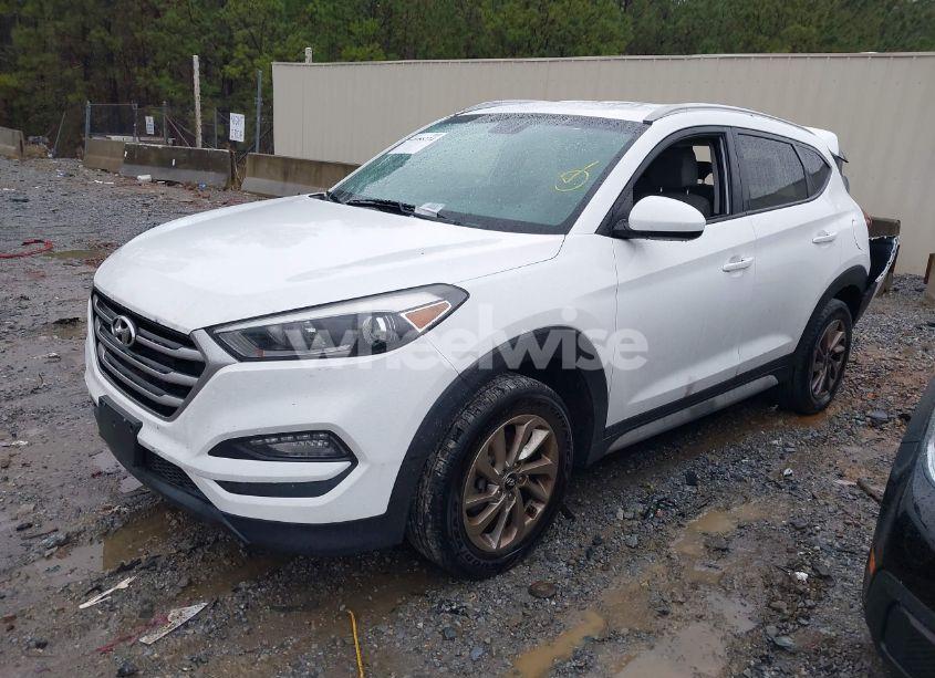 Photo 14 of 2018 Hyundai Tucson SEL (VIN KM8J33A42JU724826)