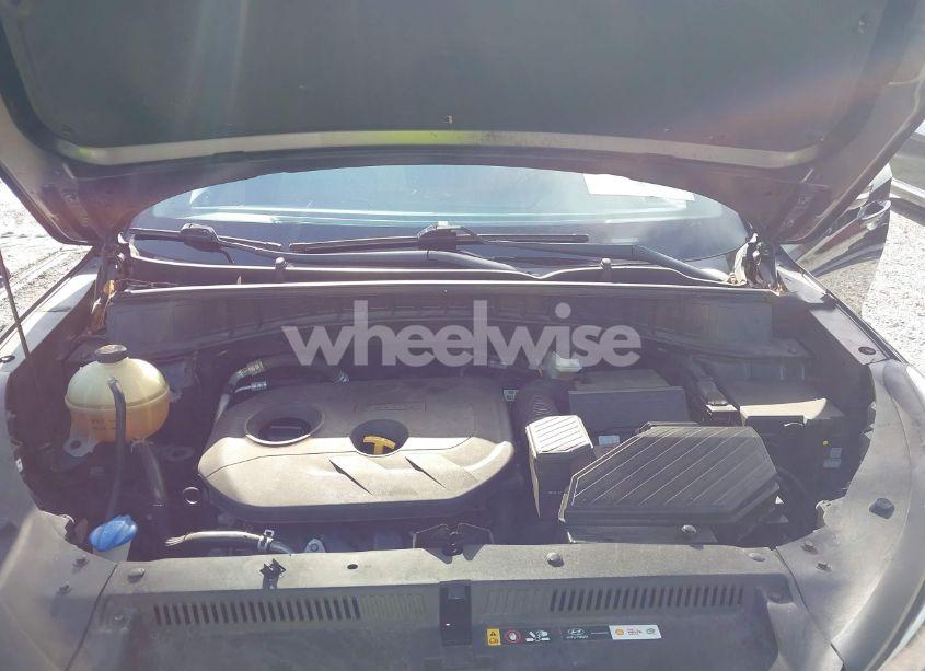 Photo 10 of 2017 Hyundai Tucson SE PLUS (VIN KM8J33A43HU363178)