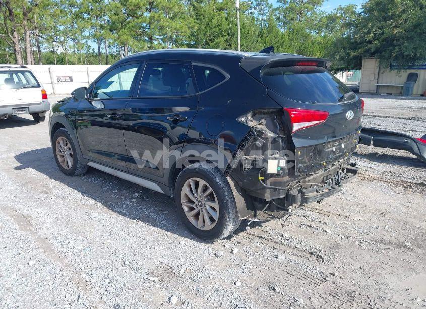 Photo 3 of 2017 Hyundai Tucson SE PLUS (VIN KM8J33A43HU363178)