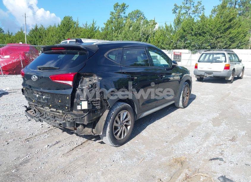 Photo 4 of 2017 Hyundai Tucson SE PLUS (VIN KM8J33A43HU363178)