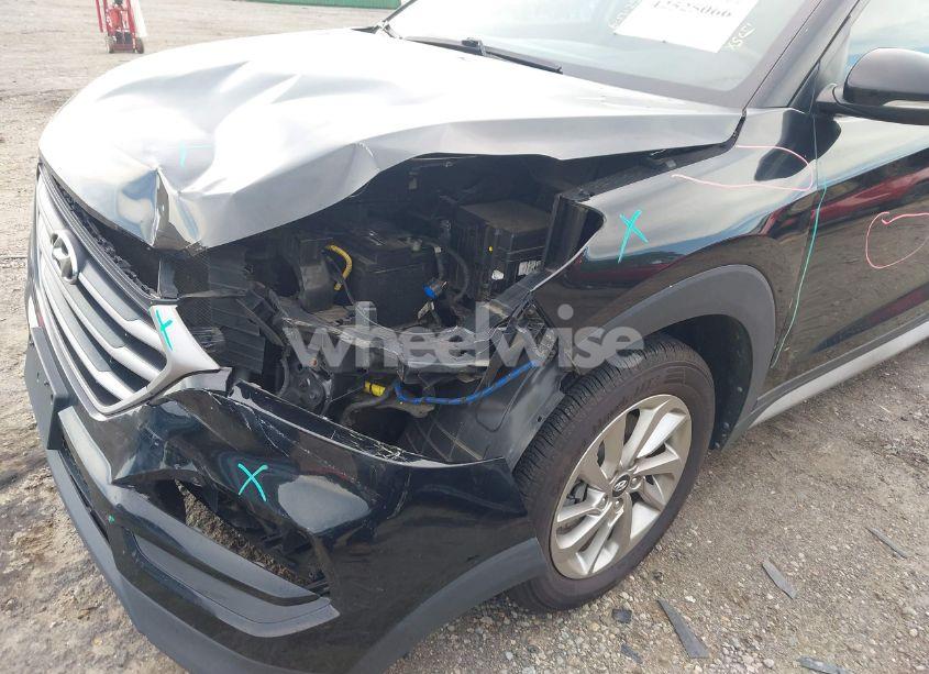 Photo 6 of 2018 Hyundai Tucson SEL PLUS (VIN KM8J33A43JU675099)