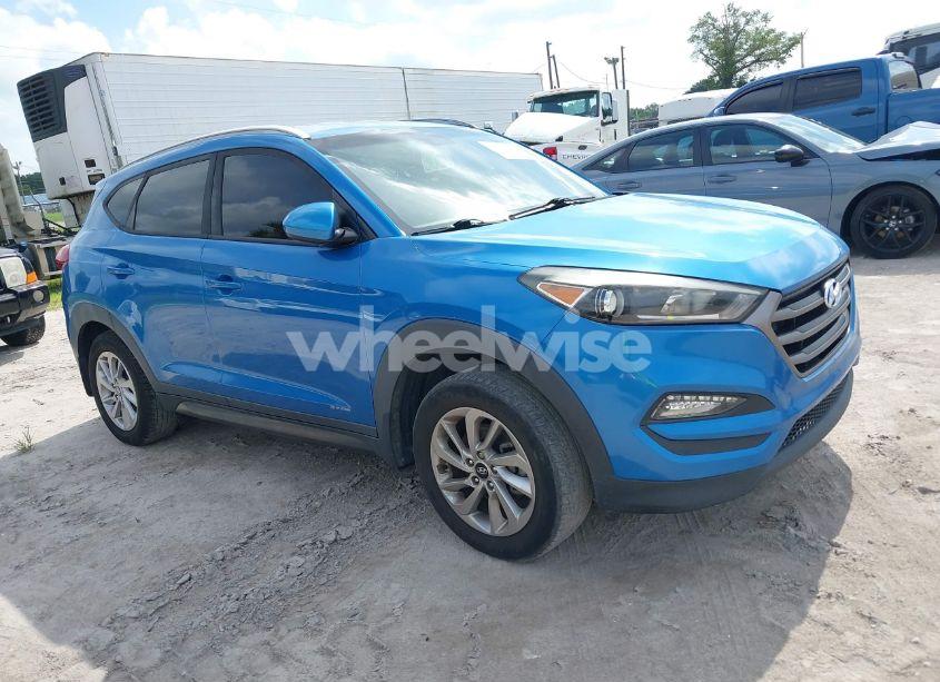 2016 Hyundai Tucson SE (VIN KM8J33A44GU228421) main photo