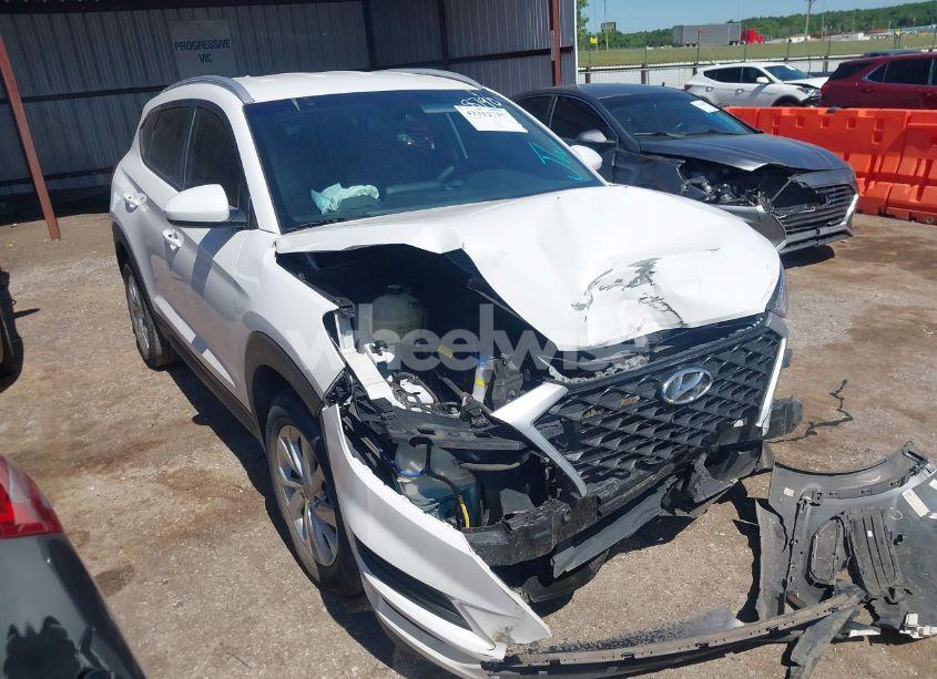 2019 Hyundai Tucson VALUE (VIN KM8J33A44KU038790) main photo
