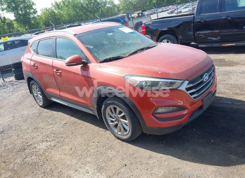 2017 Hyundai Tucson SE PLUS (VIN KM8J33A45HU419721) main photo