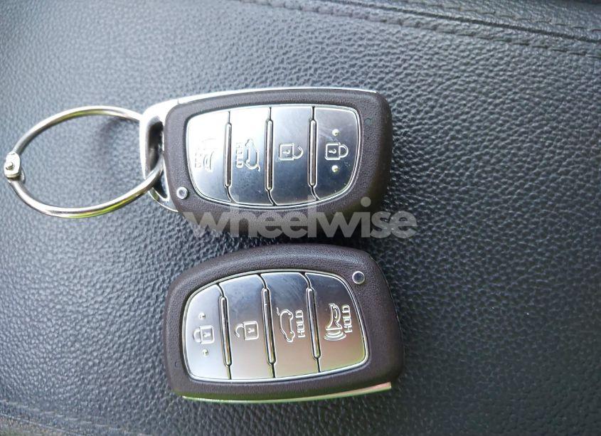 Photo 11 of 2017 Hyundai Tucson SE PLUS (VIN KM8J33A45HU419721)