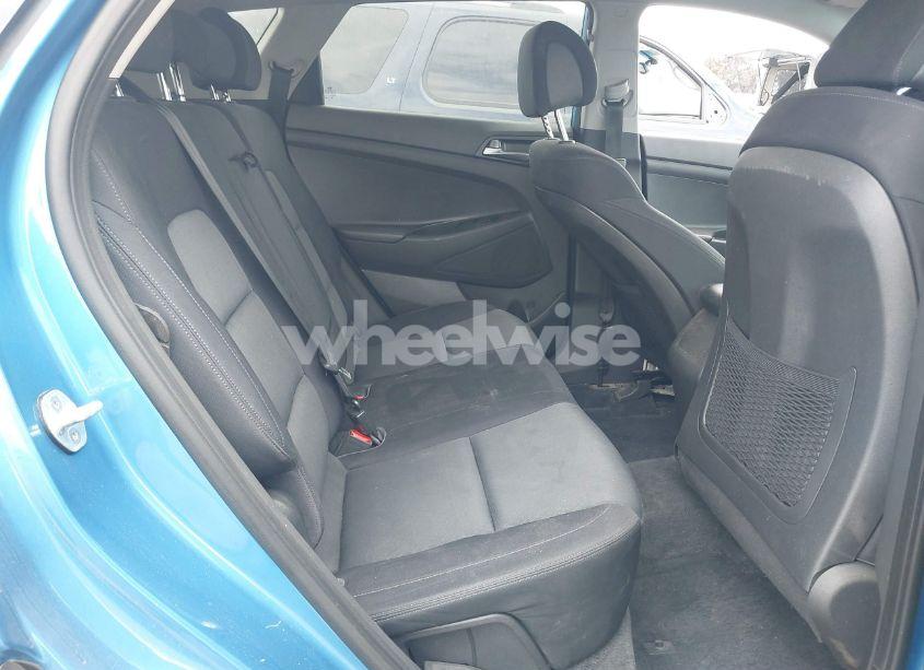 Photo 8 of 2016 Hyundai Tucson SE (VIN KM8J33A46GU154452)