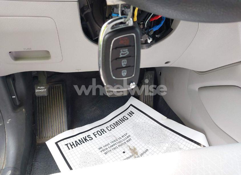 Photo 11 of 2017 Hyundai Tucson SE (VIN KM8J33A46HU450394)