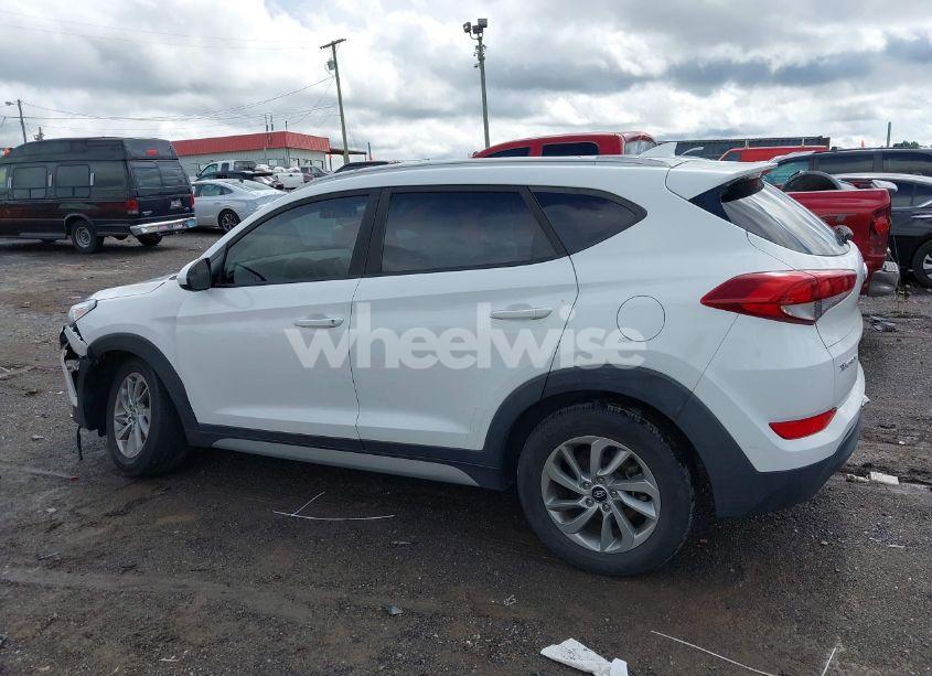 Photo 14 of 2018 Hyundai Tucson SEL (VIN KM8J33A46JU626916)