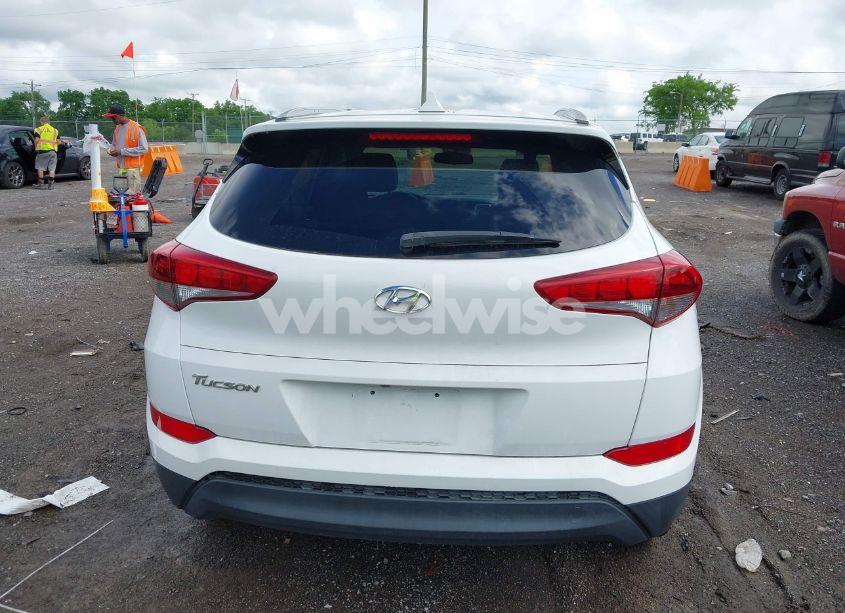 Photo 16 of 2018 Hyundai Tucson SEL (VIN KM8J33A46JU626916)