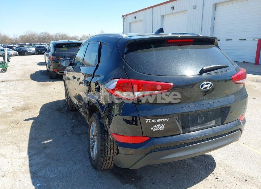 Photo 3 of 2018 Hyundai Tucson SEL (VIN KM8J33A46JU750989)