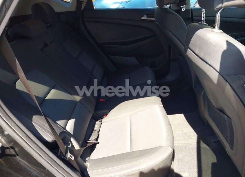 Photo 8 of 2018 Hyundai Tucson SEL (VIN KM8J33A46JU750989)