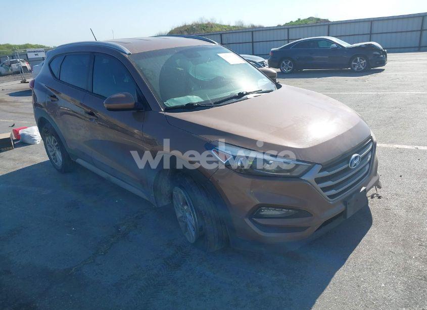 2017 Hyundai Tucson SE (VIN KM8J33A47HU485803) main photo