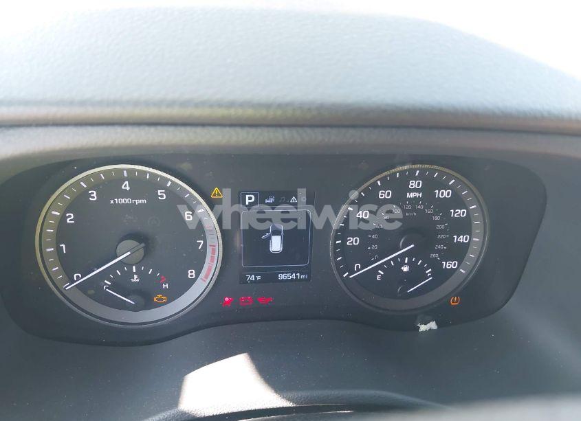 Photo 7 of 2017 Hyundai Tucson SE (VIN KM8J33A47HU485803)