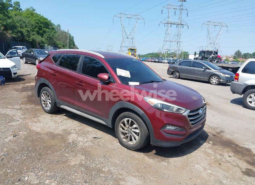 2018 Hyundai Tucson SEL (VIN KM8J33A47JU601443) main photo