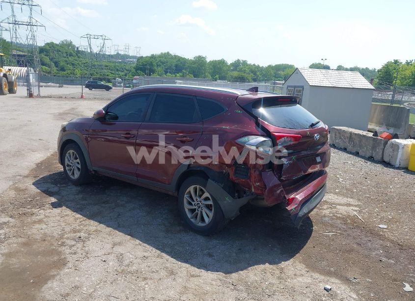 Photo 3 of 2018 Hyundai Tucson SEL (VIN KM8J33A47JU601443)