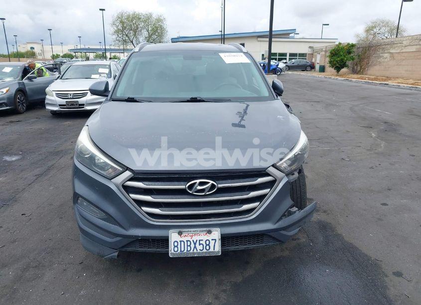 Photo 13 of 2018 Hyundai Tucson SEL (VIN KM8J33A48JU682789)