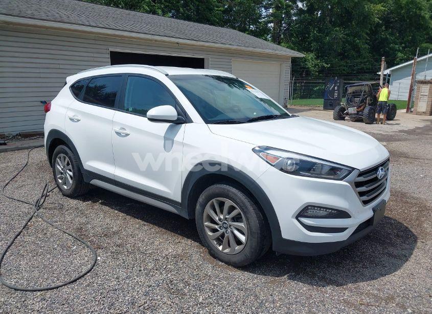 2018 Hyundai Tucson SEL (VIN KM8J33A48JU722983) main photo