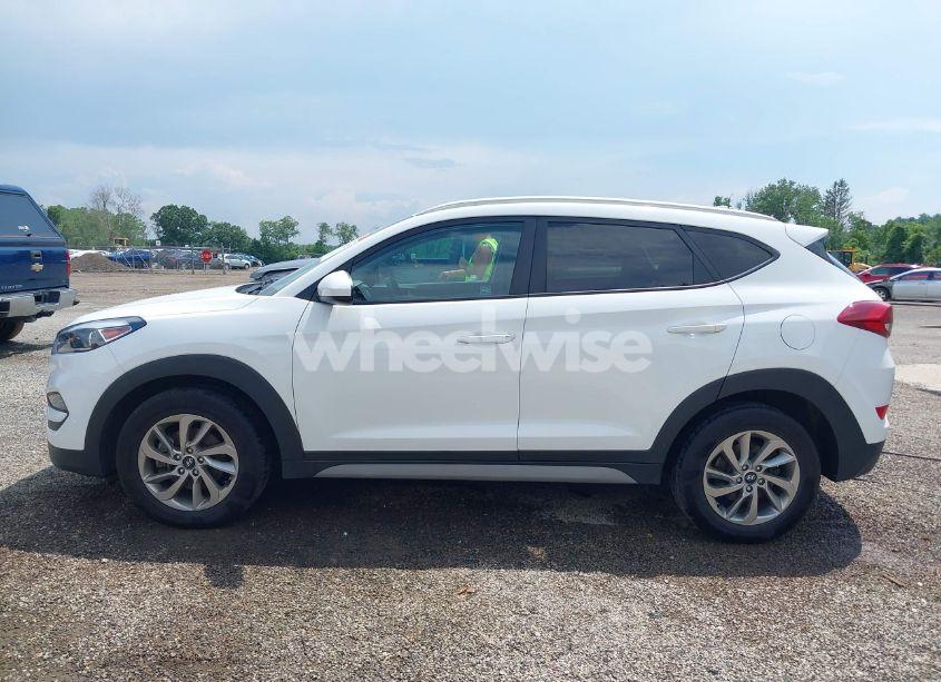 Photo 14 of 2018 Hyundai Tucson SEL (VIN KM8J33A48JU722983)