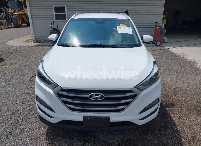 Photo 6 of 2018 Hyundai Tucson SEL (VIN KM8J33A48JU722983)