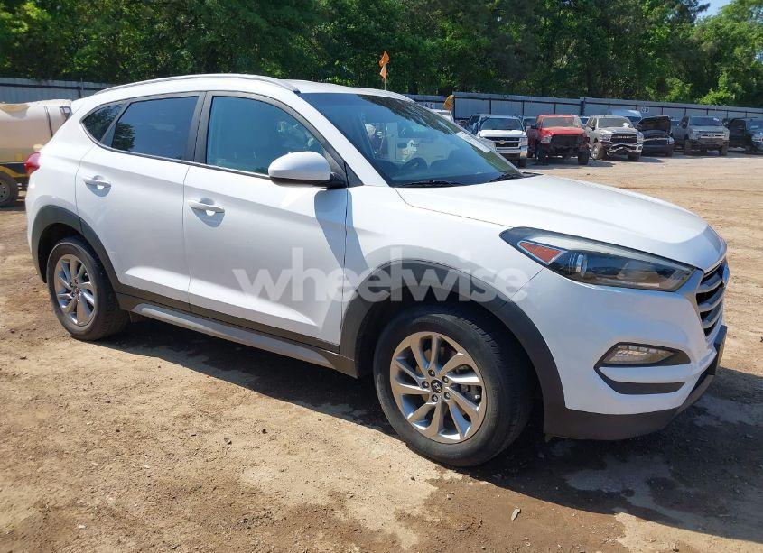 2018 Hyundai Tucson SEL (VIN KM8J33A49JU714004) main photo