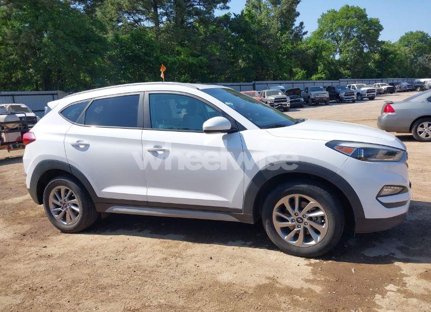Photo 13 of 2018 Hyundai Tucson SEL (VIN KM8J33A49JU714004)