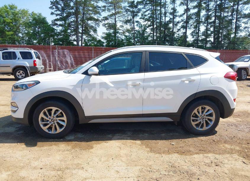 Photo 14 of 2018 Hyundai Tucson SEL (VIN KM8J33A49JU714004)