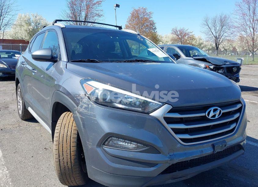 2018 Hyundai Tucson SEL (VIN KM8J33A49JU756480) main photo