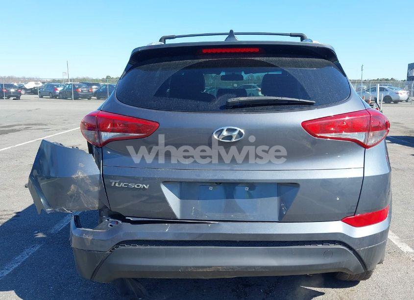 Photo 16 of 2018 Hyundai Tucson SEL (VIN KM8J33A49JU756480)