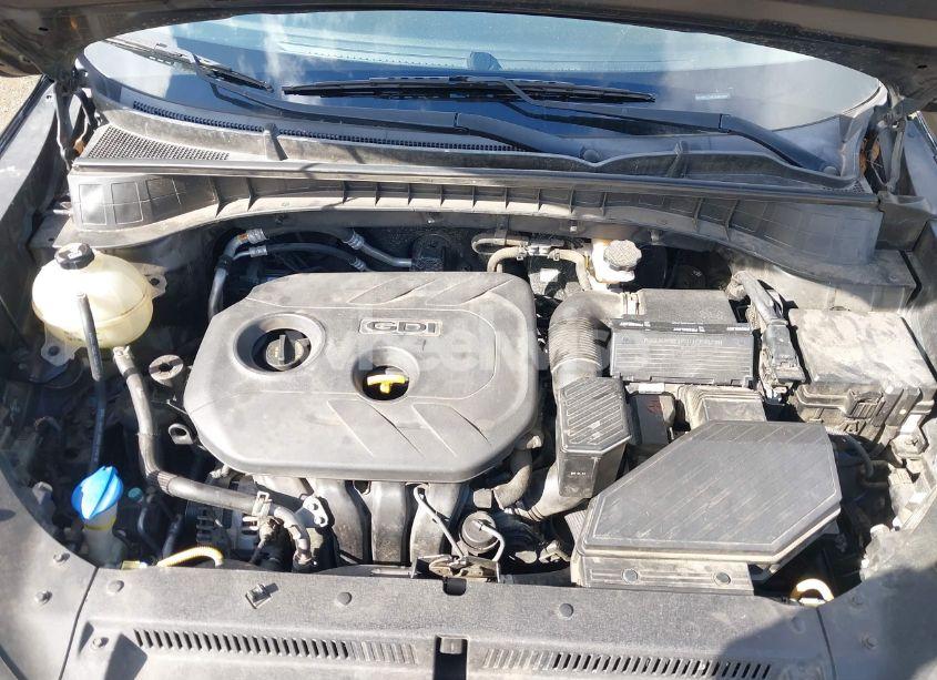 Photo 10 of 2017 Hyundai Tucson SE (VIN KM8J33A4XHU492339)