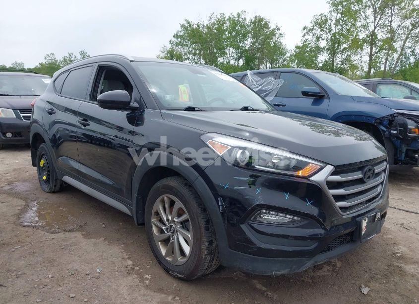 2018 Hyundai Tucson SEL (VIN KM8J33A4XJU683300) main photo