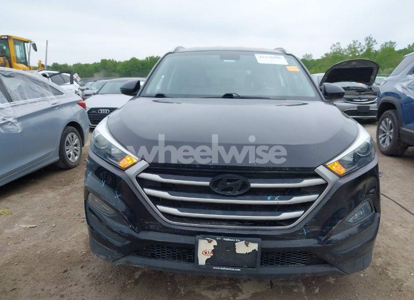 Photo 12 of 2018 Hyundai Tucson SEL (VIN KM8J33A4XJU683300)
