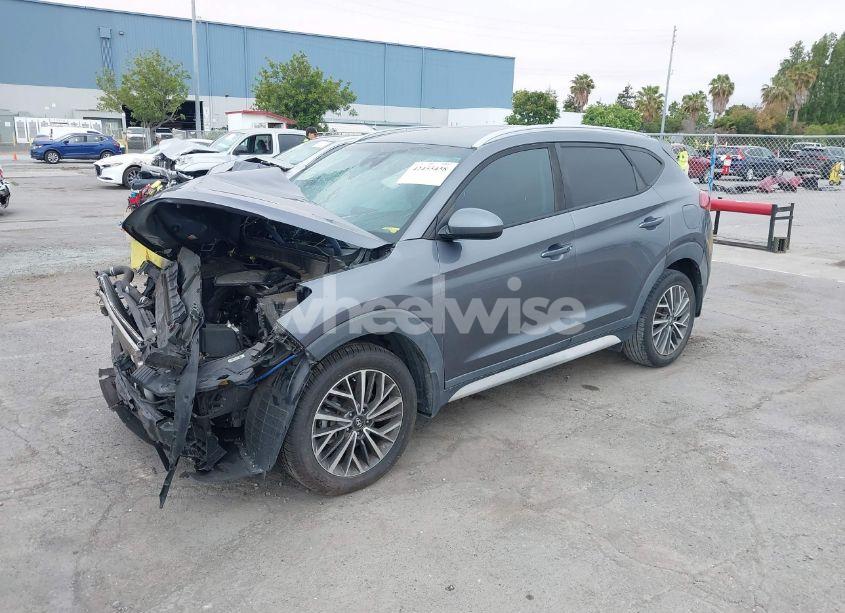 Photo 2 of 2019 Hyundai Tucson SEL (VIN KM8J33AL4KU951962)