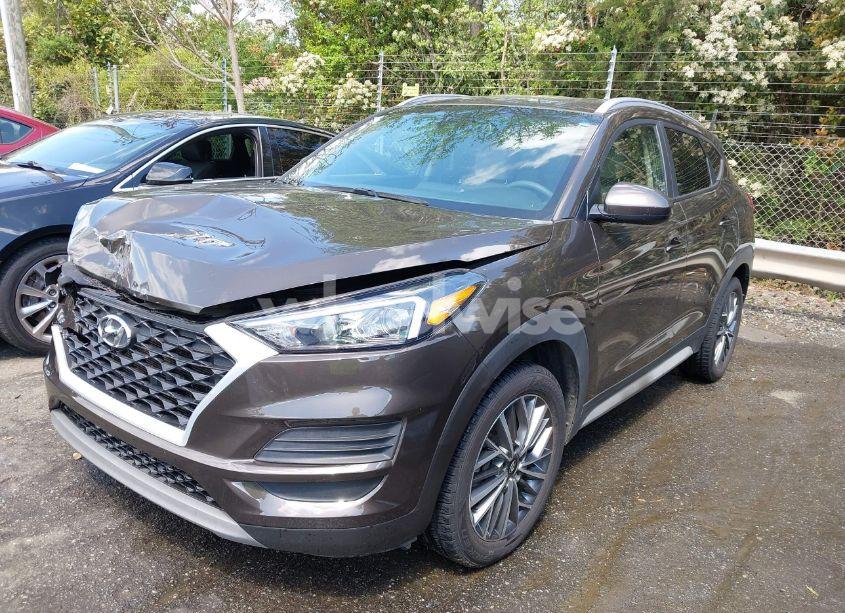 Photo 2 of 2020 Hyundai Tucson SEL (VIN KM8J33AL4LU150823)