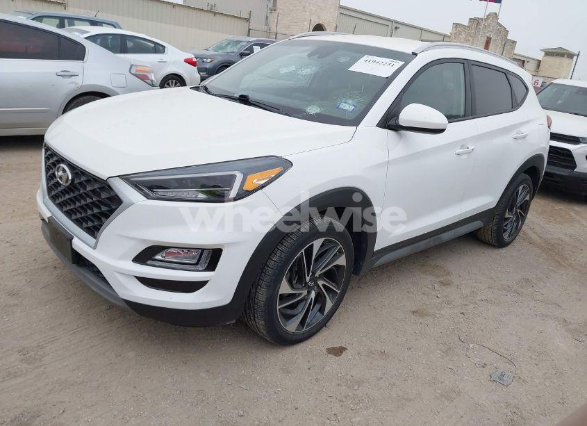 Photo 2 of 2021 Hyundai Tucson SPORT (VIN KM8J33AL4MU369315)