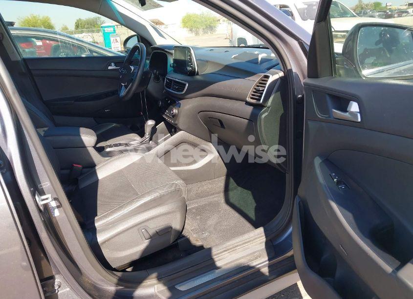 Photo 5 of 2019 Hyundai Tucson ULTIMATE (VIN KM8J33AL6KU057820)