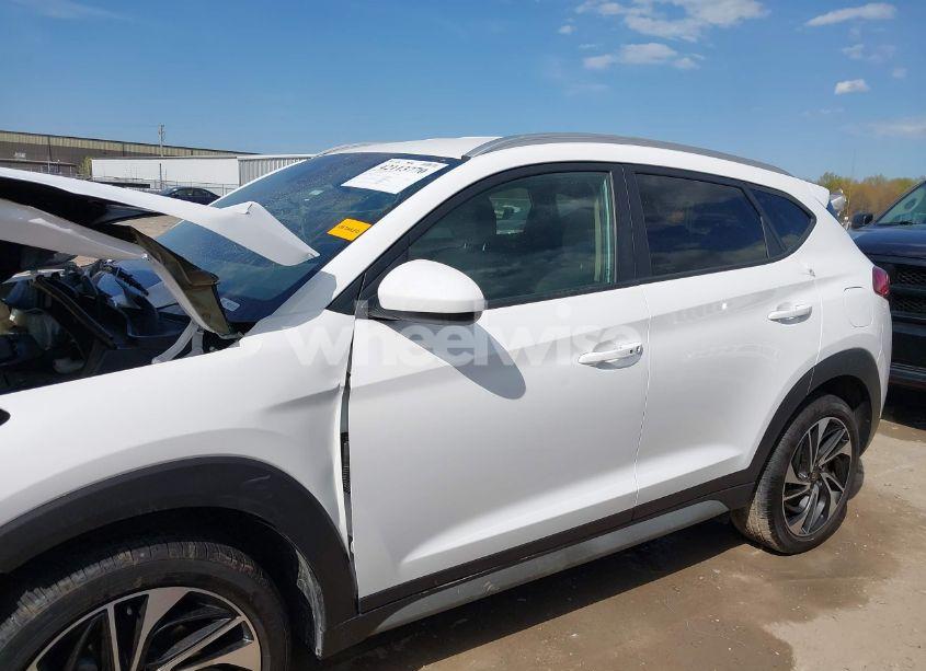 Photo 14 of 2019 Hyundai Tucson SPORT (VIN KM8J33AL6KU853158)