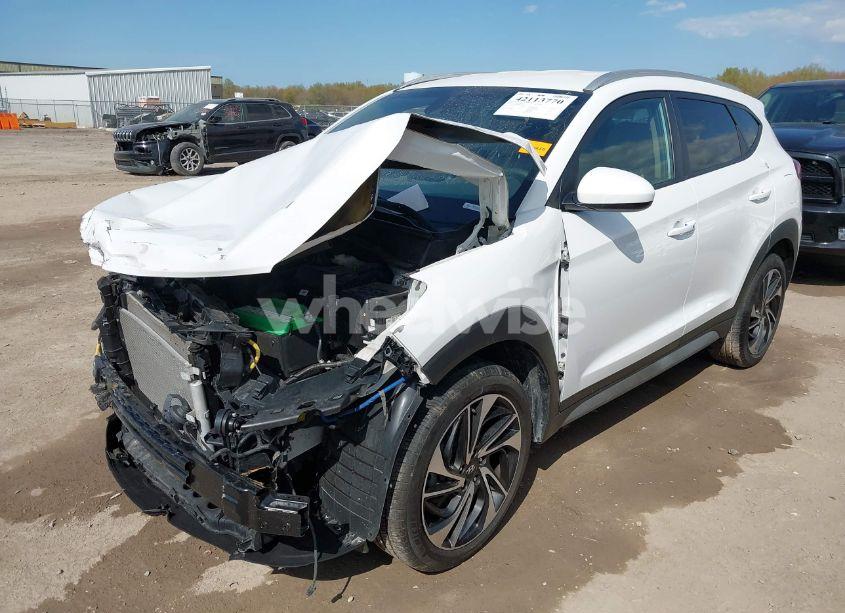 Photo 2 of 2019 Hyundai Tucson SPORT (VIN KM8J33AL6KU853158)