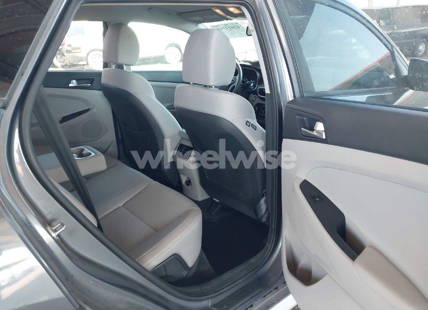 Photo 8 of 2021 Hyundai Tucson SEL (VIN KM8J33ALXMU294670)