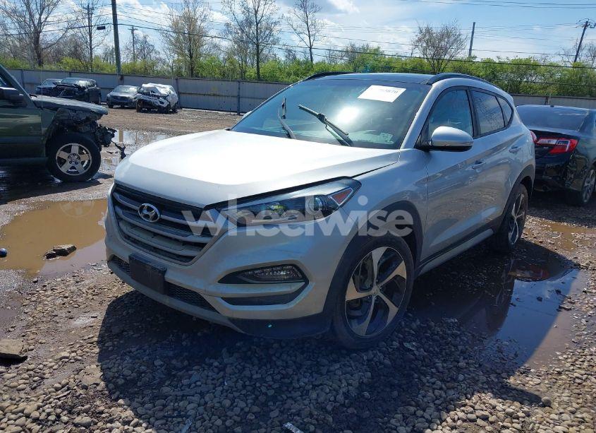 Photo 2 of 2018 Hyundai Tucson VALUE (VIN KM8J3CA20JU678220)
