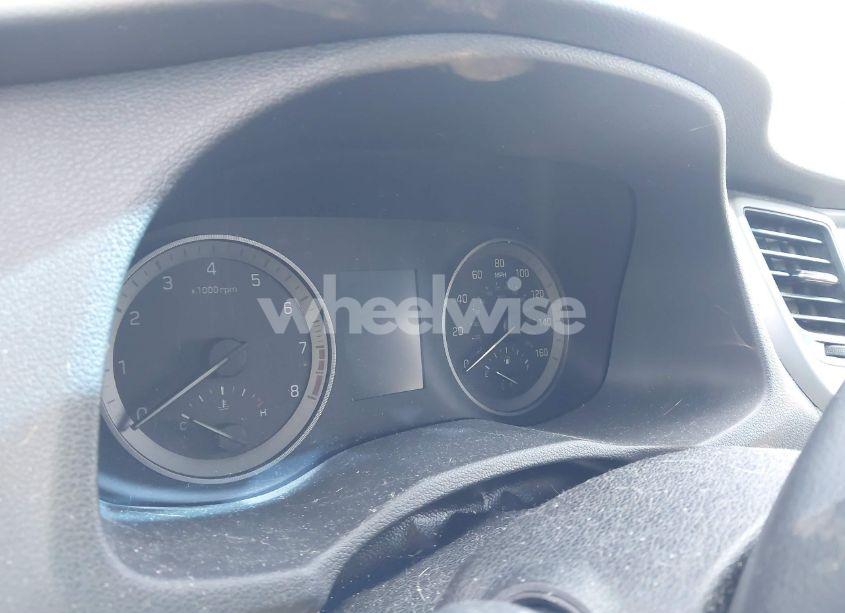 Photo 7 of 2018 Hyundai Tucson VALUE (VIN KM8J3CA20JU678220)