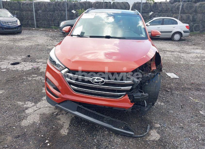 Photo 12 of 2016 Hyundai Tucson LIMITED (VIN KM8J3CA22GU210837)