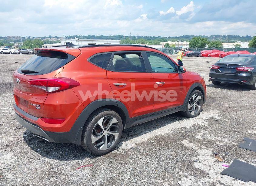 Photo 4 of 2016 Hyundai Tucson LIMITED (VIN KM8J3CA22GU210837)