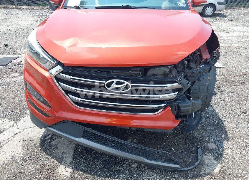 Photo 6 of 2016 Hyundai Tucson LIMITED (VIN KM8J3CA22GU210837)