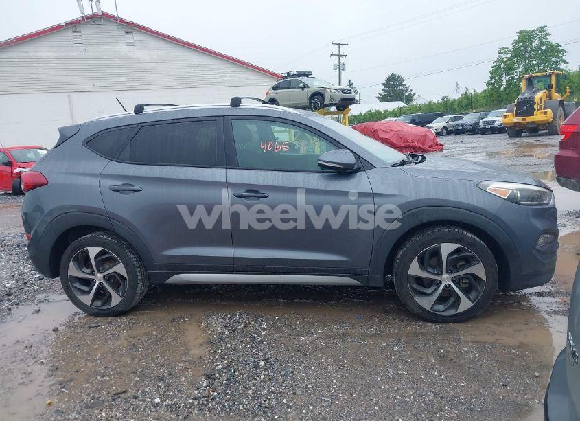 Photo 13 of 2017 Hyundai Tucson SPORT (VIN KM8J3CA22HU267170)