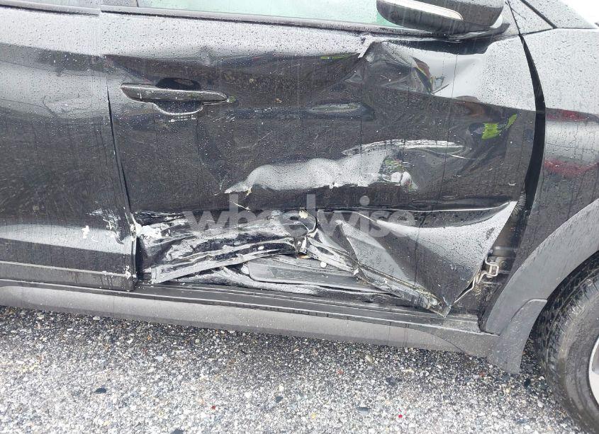 Photo 6 of 2016 Hyundai Tucson SPORT (VIN KM8J3CA23GU072936)