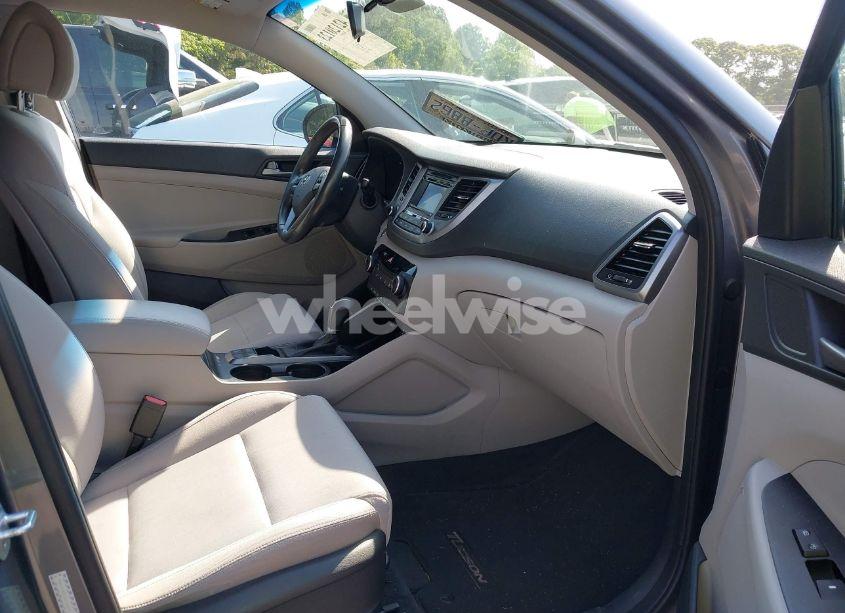 Photo 5 of 2016 Hyundai Tucson SPORT (VIN KM8J3CA23GU218963)