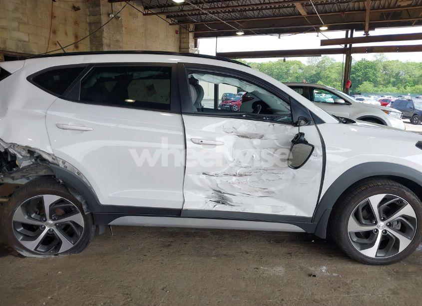 Photo 13 of 2017 Hyundai Tucson VALUE (VIN KM8J3CA23HU566442)