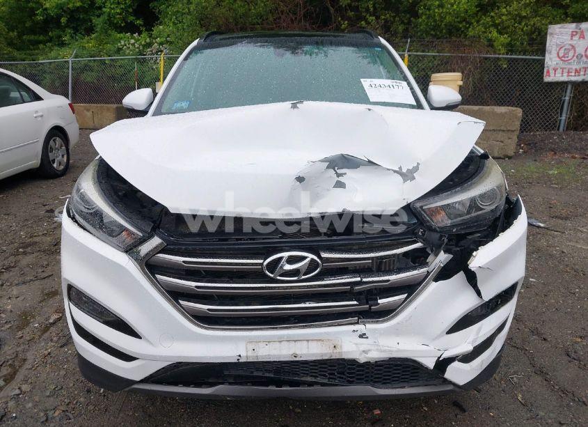 Photo 12 of 2016 Hyundai Tucson LIMITED (VIN KM8J3CA24GU088045)