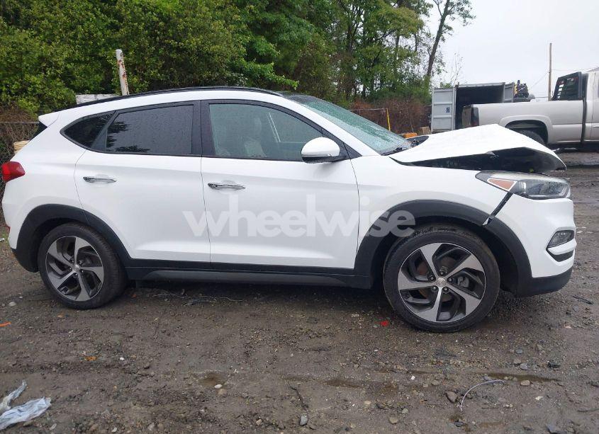 Photo 13 of 2016 Hyundai Tucson LIMITED (VIN KM8J3CA24GU088045)