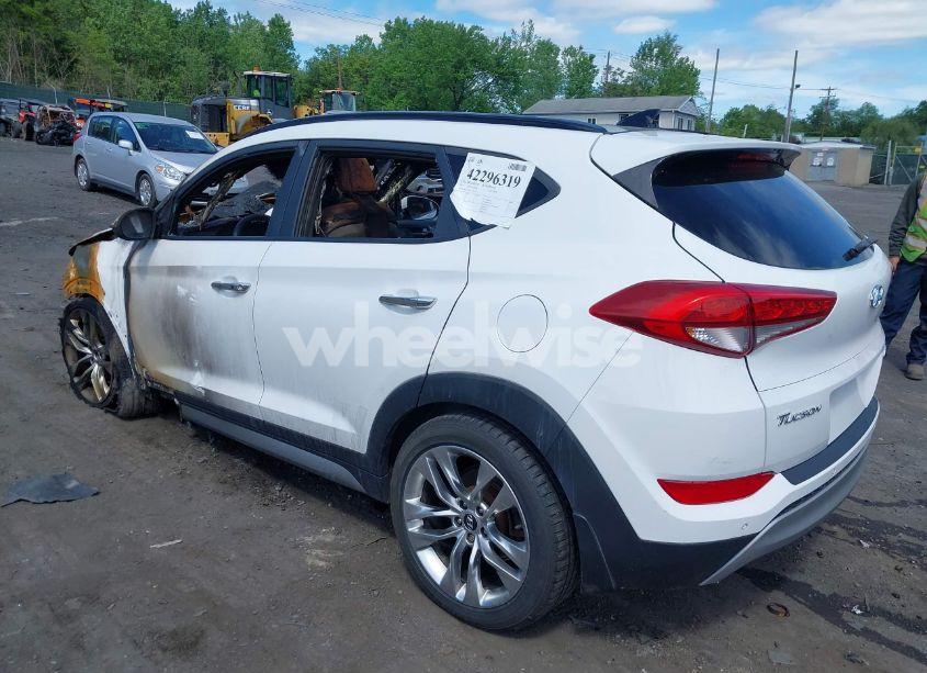 Photo 3 of 2017 Hyundai Tucson LIMITED (VIN KM8J3CA24HU301528)